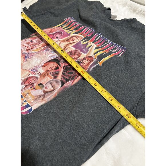 Taylor Swift Eras Tour Graphic Tee XL Dark Gray Unisex Shirt Gildan Cotton - Picture 4 of 5